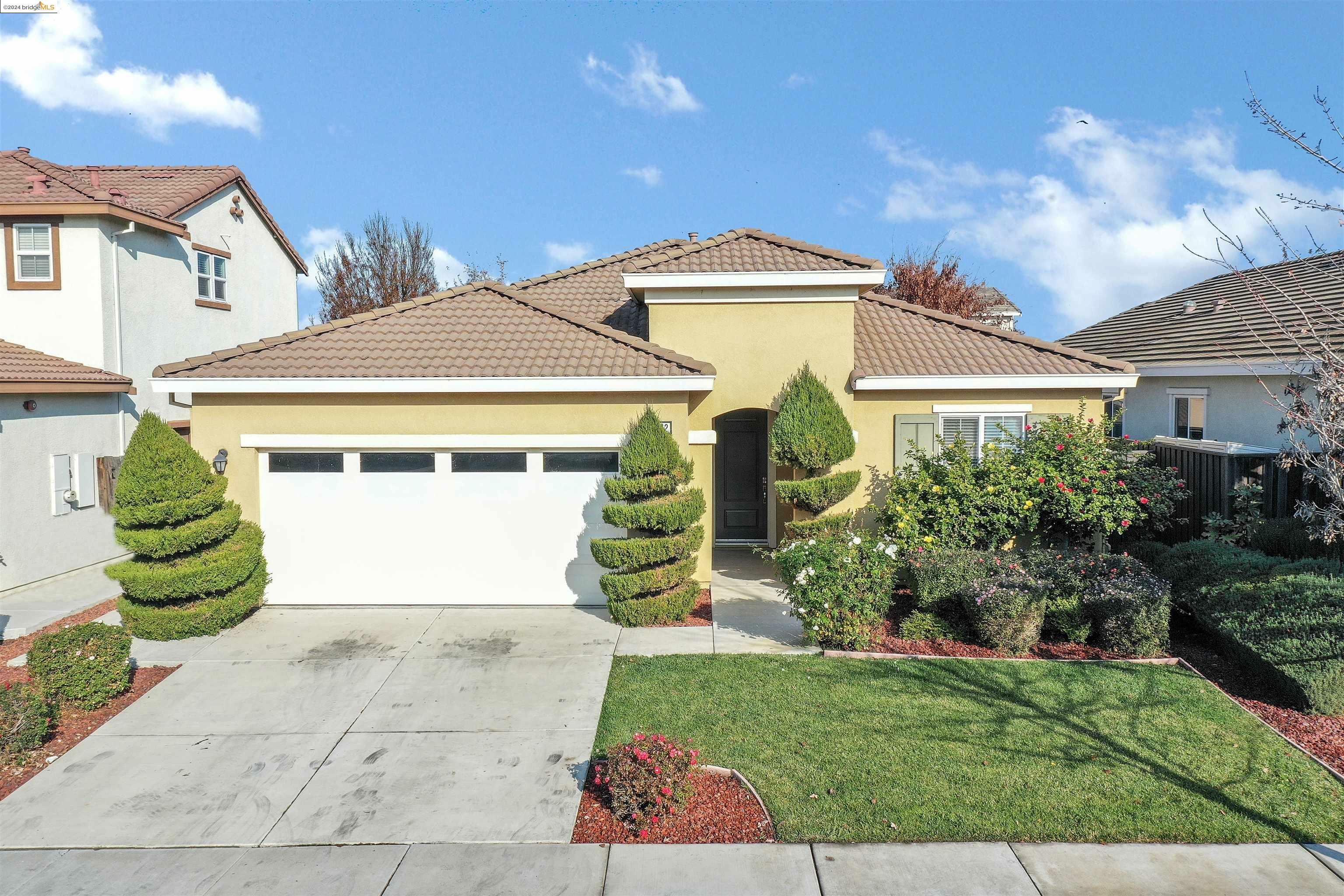 Property Photo:  2272 Eastport Dr  CA 94561 