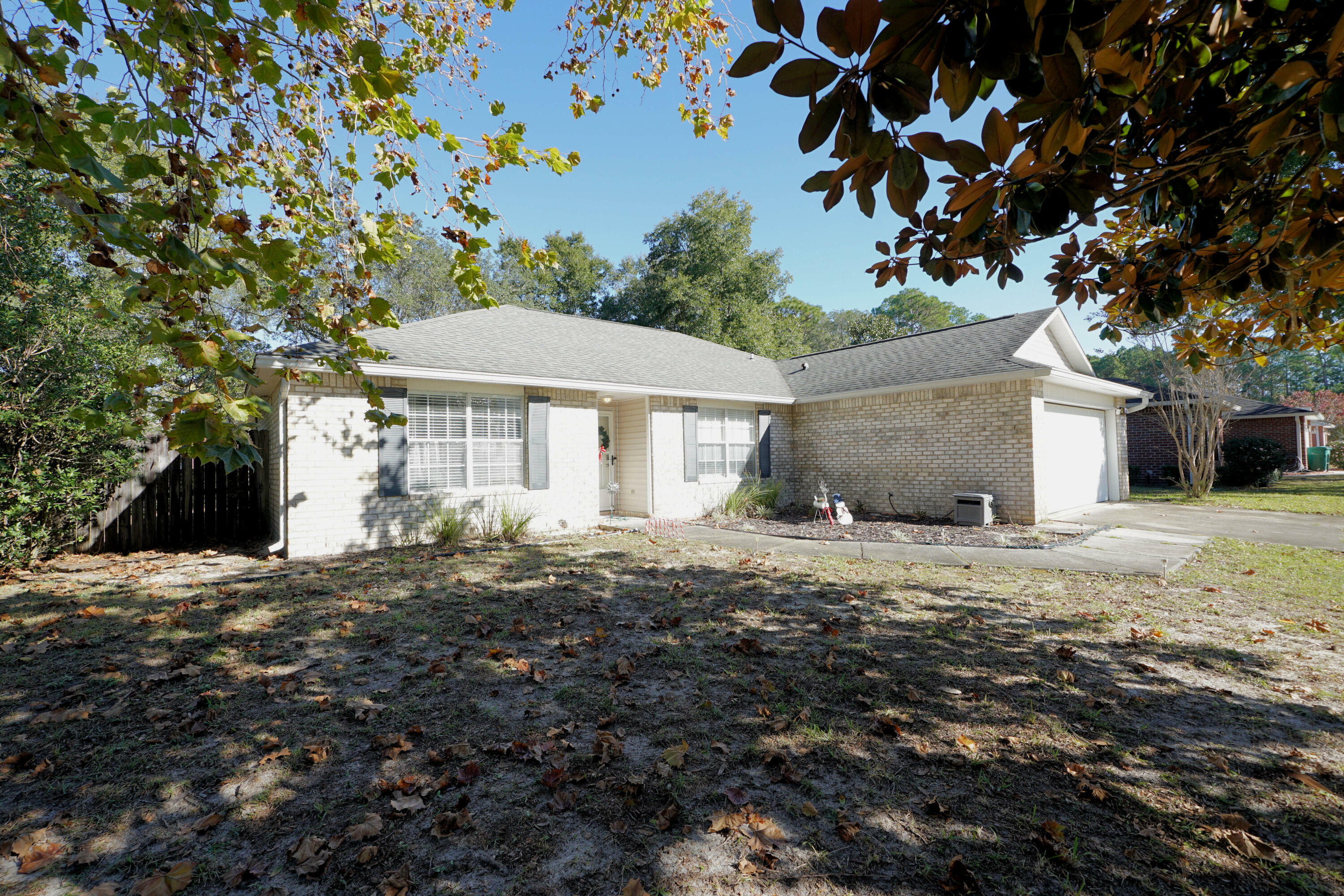 Property Photo:  4269 Shadow Lane  FL 32578 