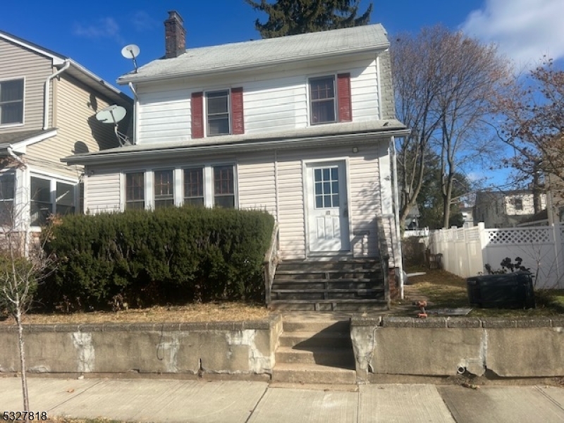 Property Photo:  47 Elm St  NJ 07052 