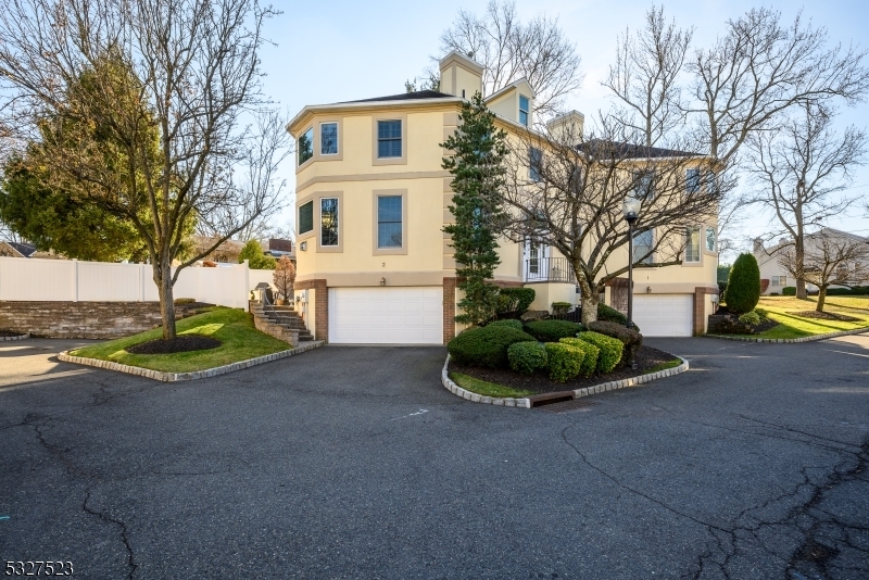 Property Photo:  2 Sevell Cir  NJ 07066 