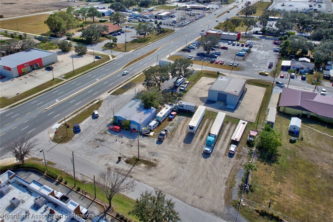 Property Photo:  500+520 US-27 Highway  FL 33825 