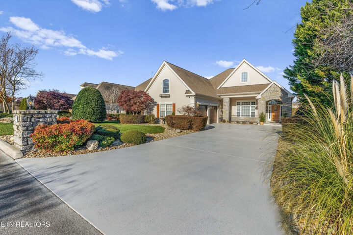 Property Photo: 241 Goldcrest Drive TN 37885