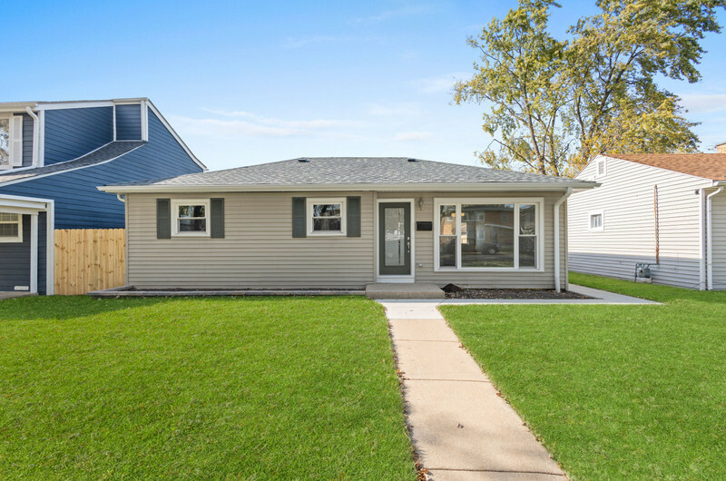 Property Photo:  1708 N 39th Avenue  IL 60165 