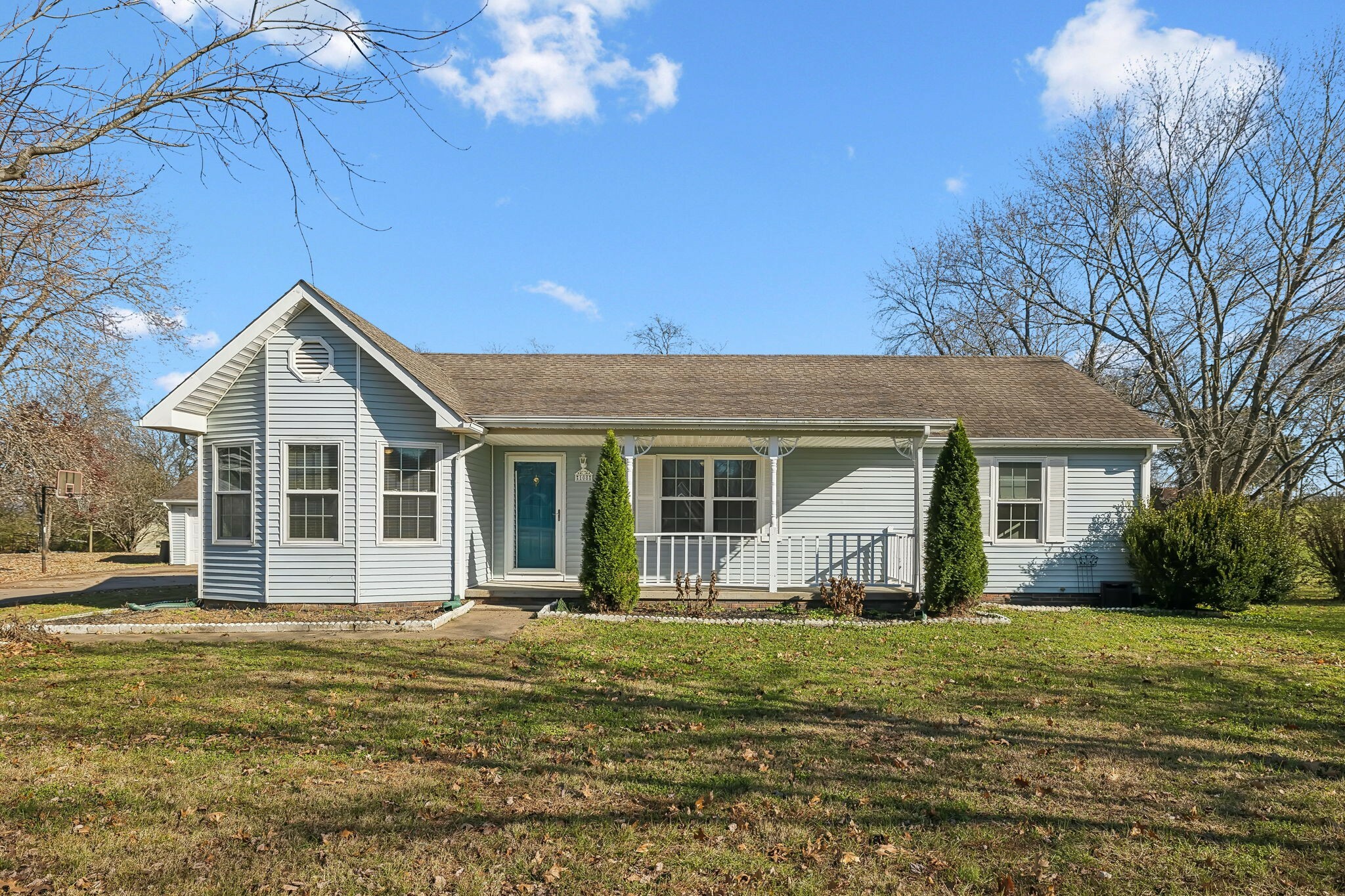 Property Photo:  108 Oakland Dr  TN 37066 