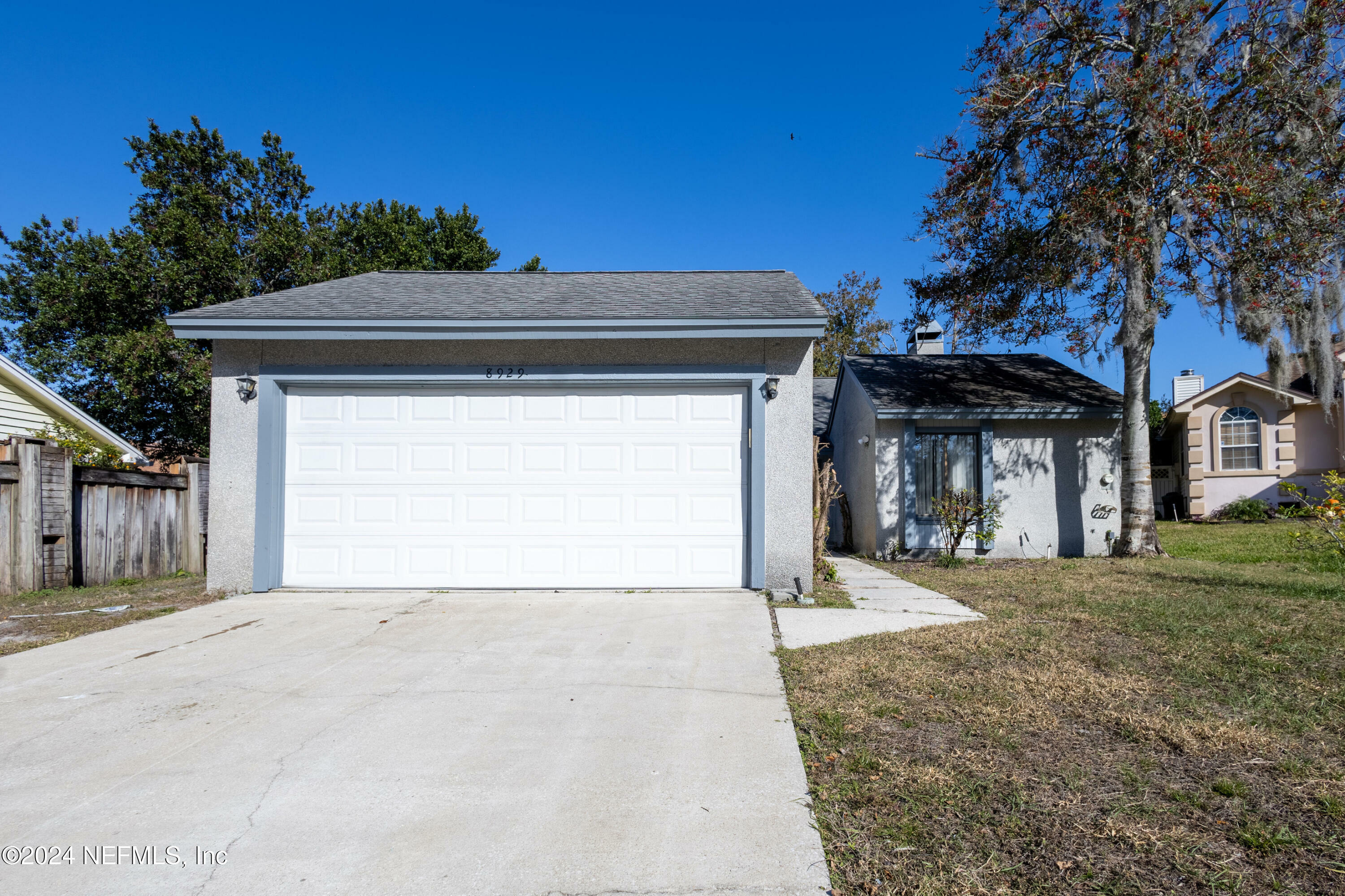 Property Photo:  8929 Chambore Drive  FL 32256 