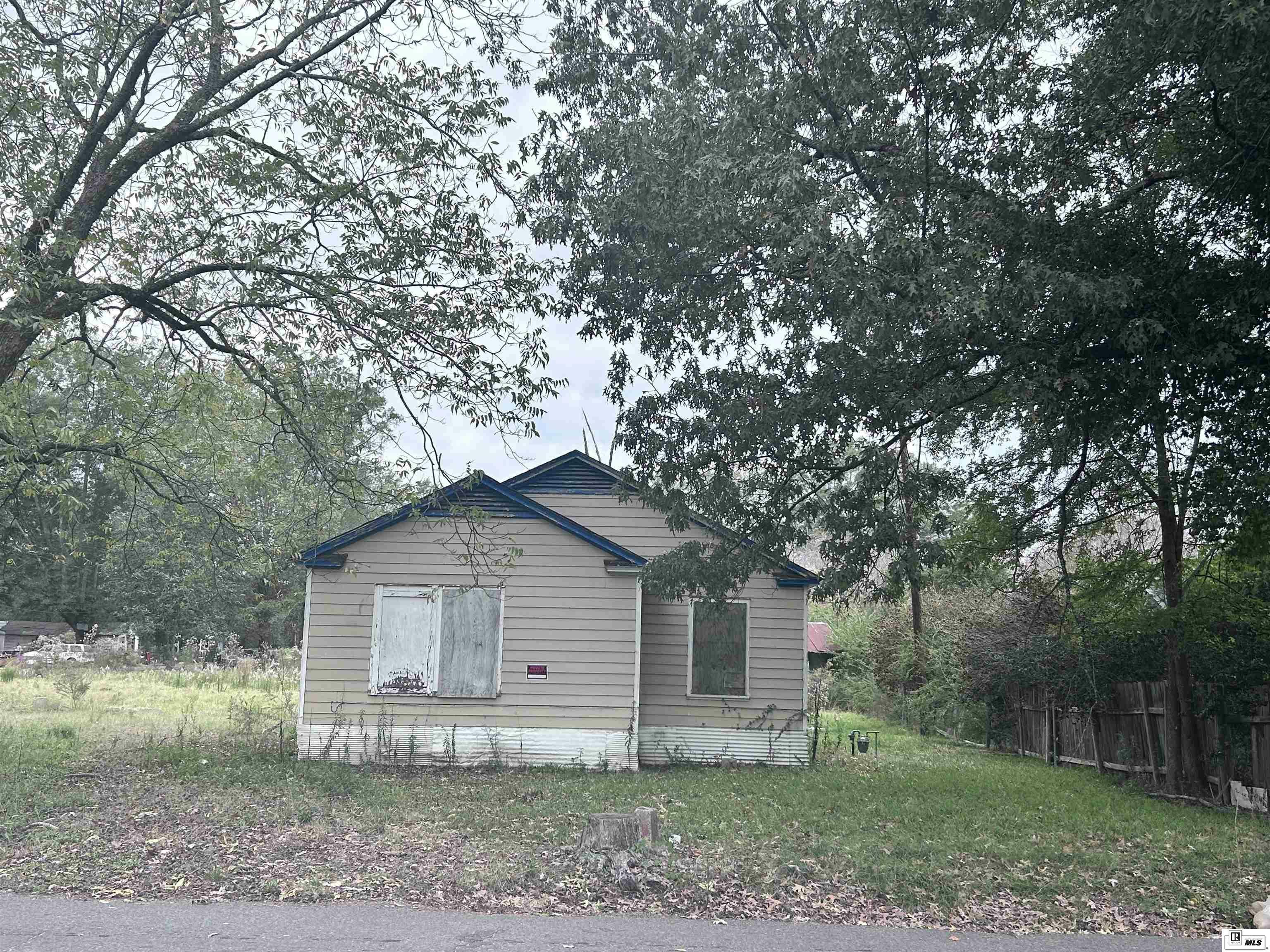 Property Photo:  705 Pleasant Drive  LA 71220 