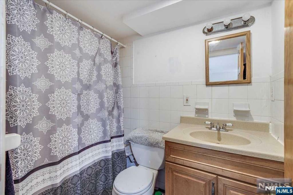 Property Photo:  318 6th Street  NJ 07087 