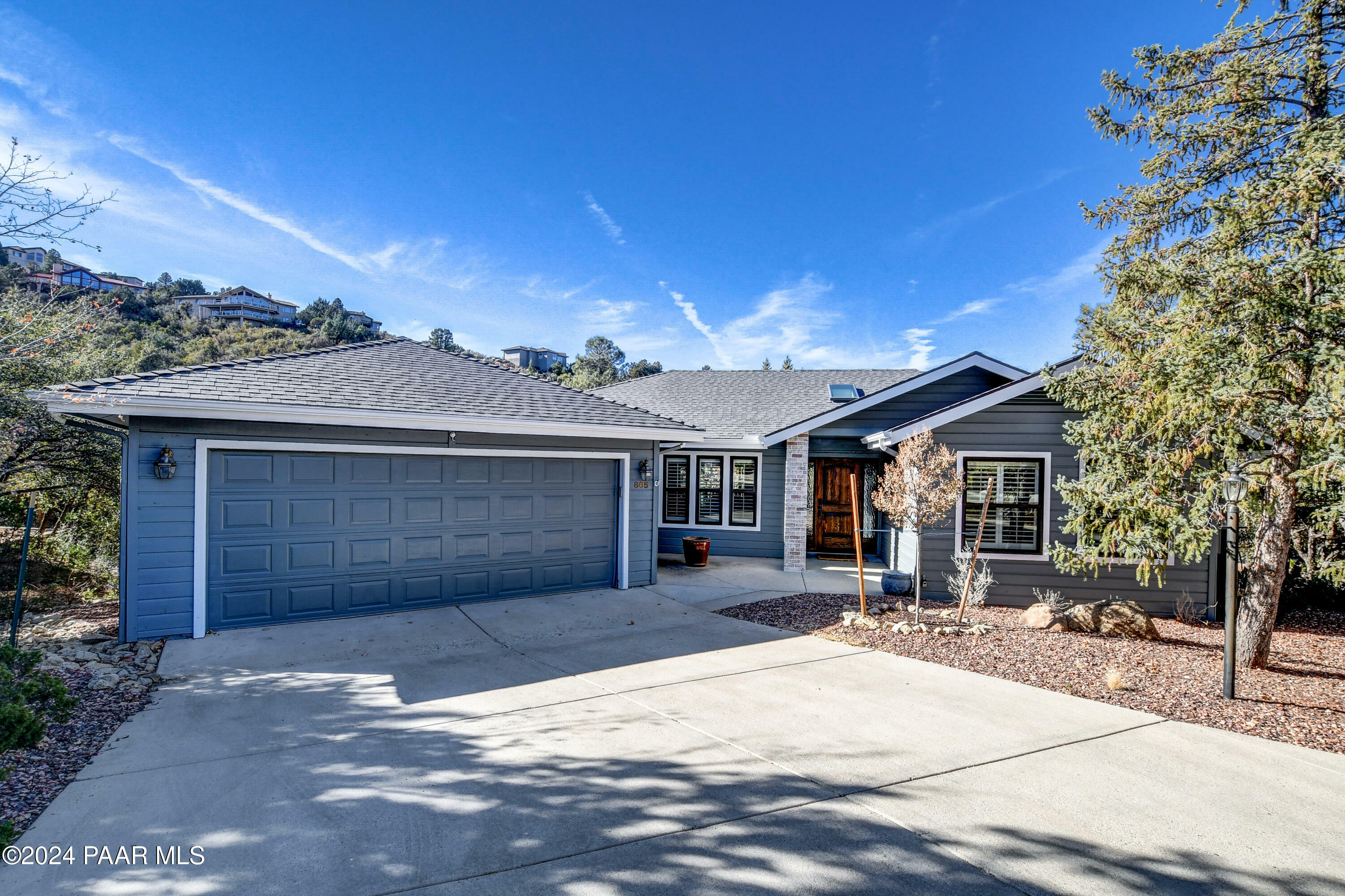 Property Photo:  865 Northwood Loop  AZ 86303 