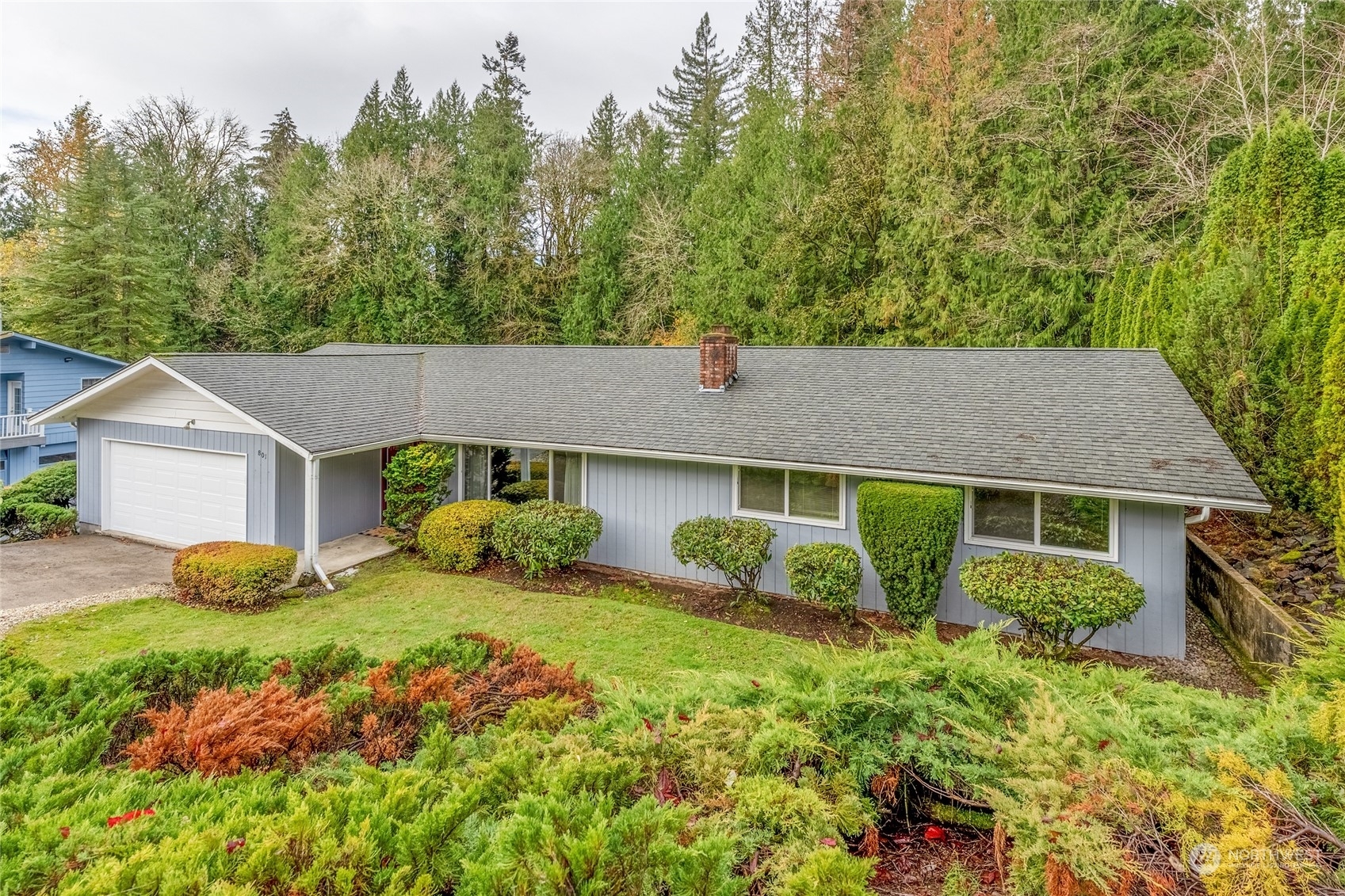 Property Photo:  801 N 23rd Avenue  WA 98626 