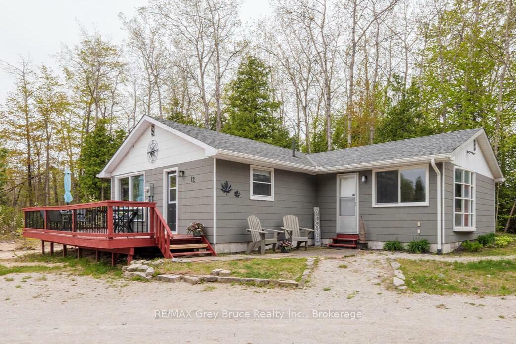 12 Pierce Street S  South Bruce Peninsula ON N0H 2T0 photo