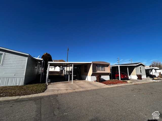 Property Photo:  3528 S Tower View Way  UT 84119 