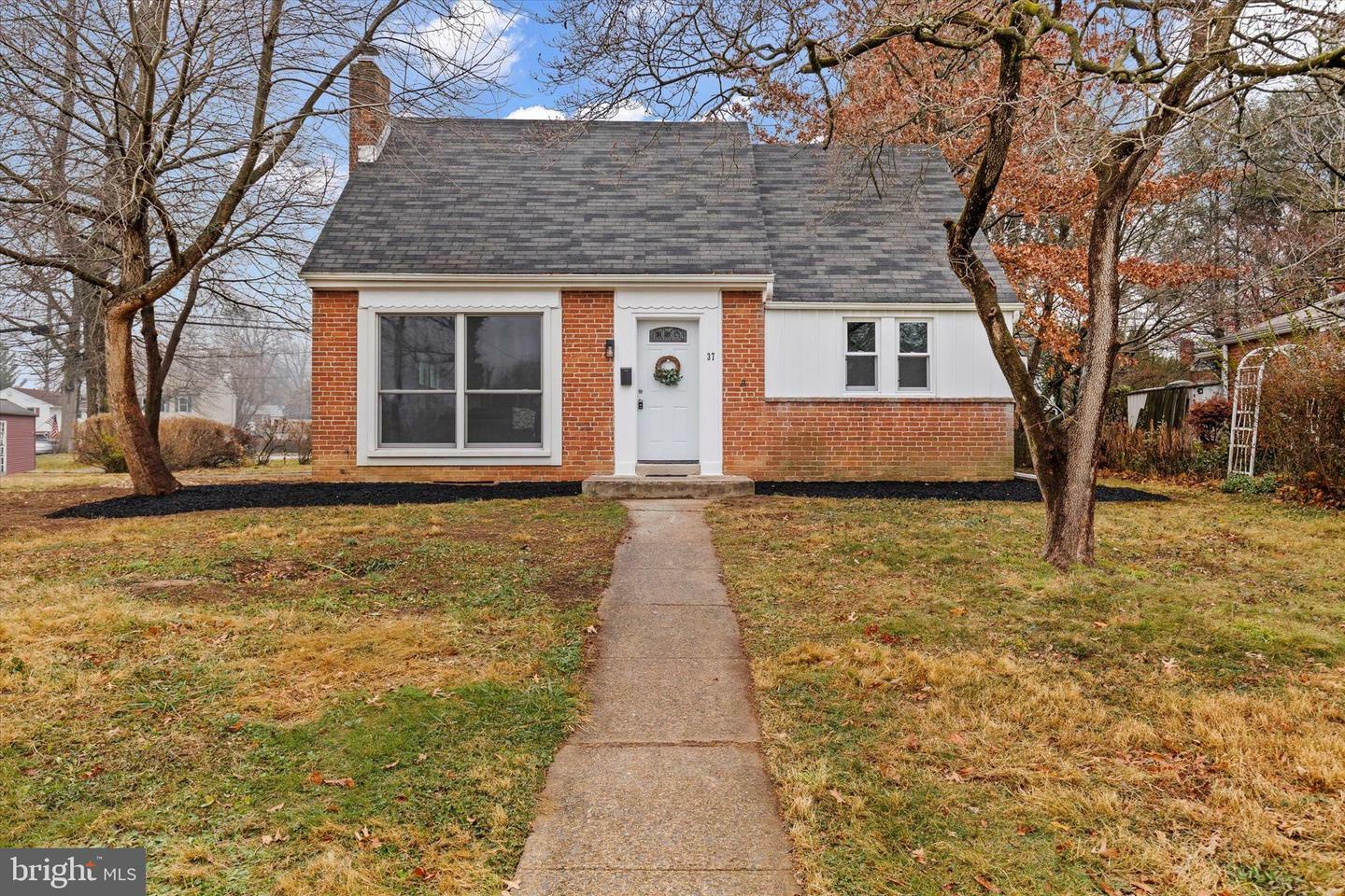 Property Photo:  37 Highland Drive  PA 17011 