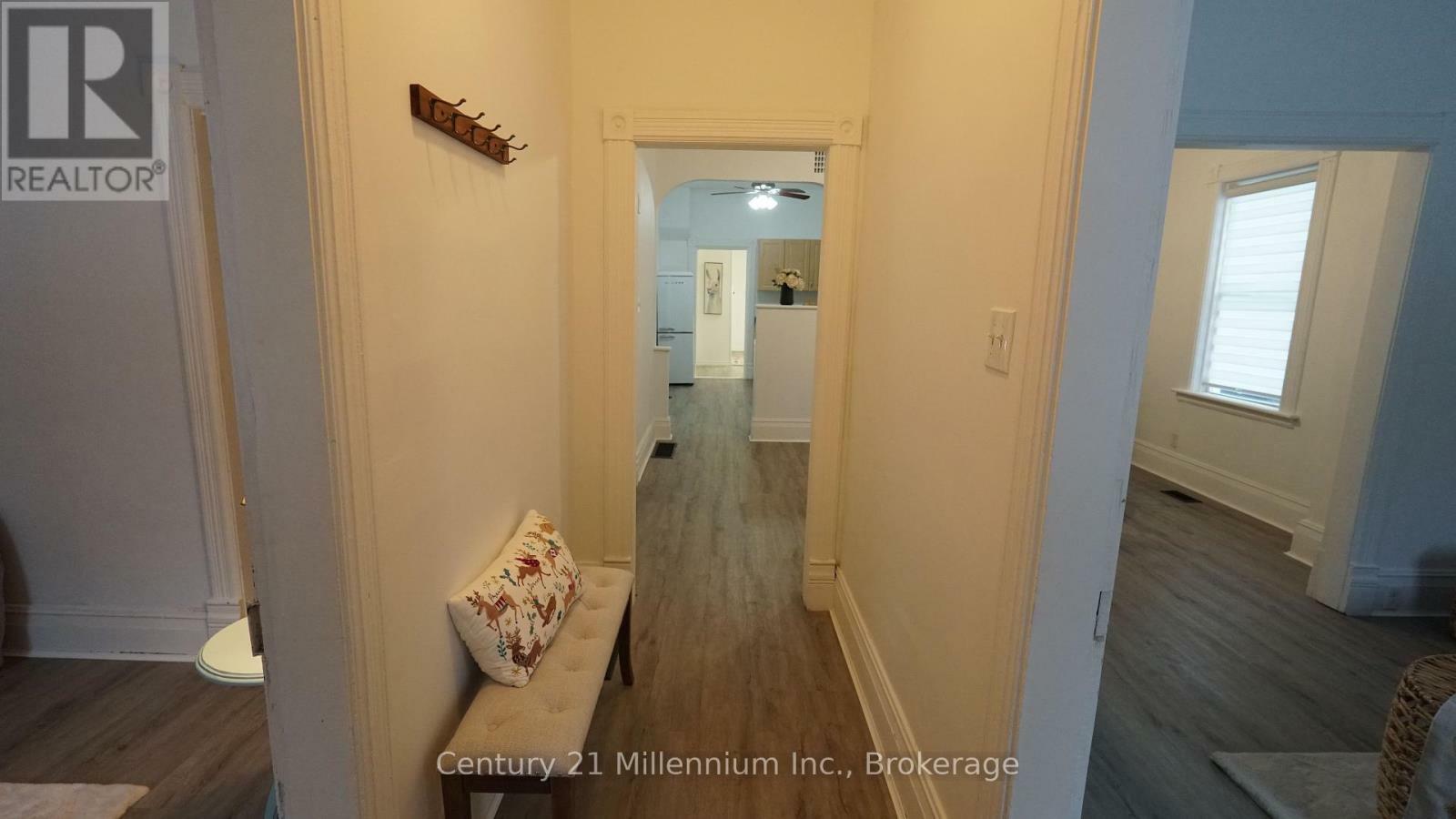 Property Photo:  315 Oak Street  ON L9Y 2Y4 