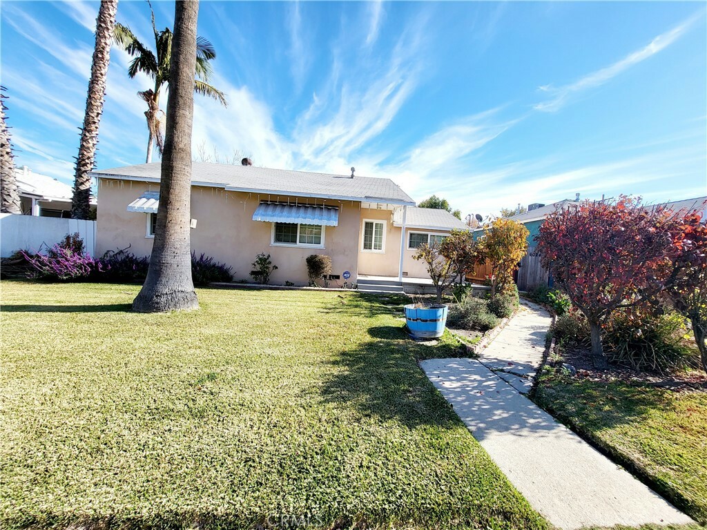 Property Photo:  6030 Lindley Avenue  CA 91316 