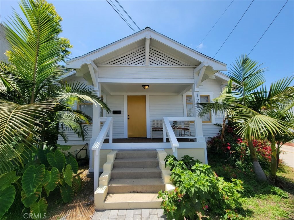 Property Photo:  125 N Bandini Street  CA 90731 