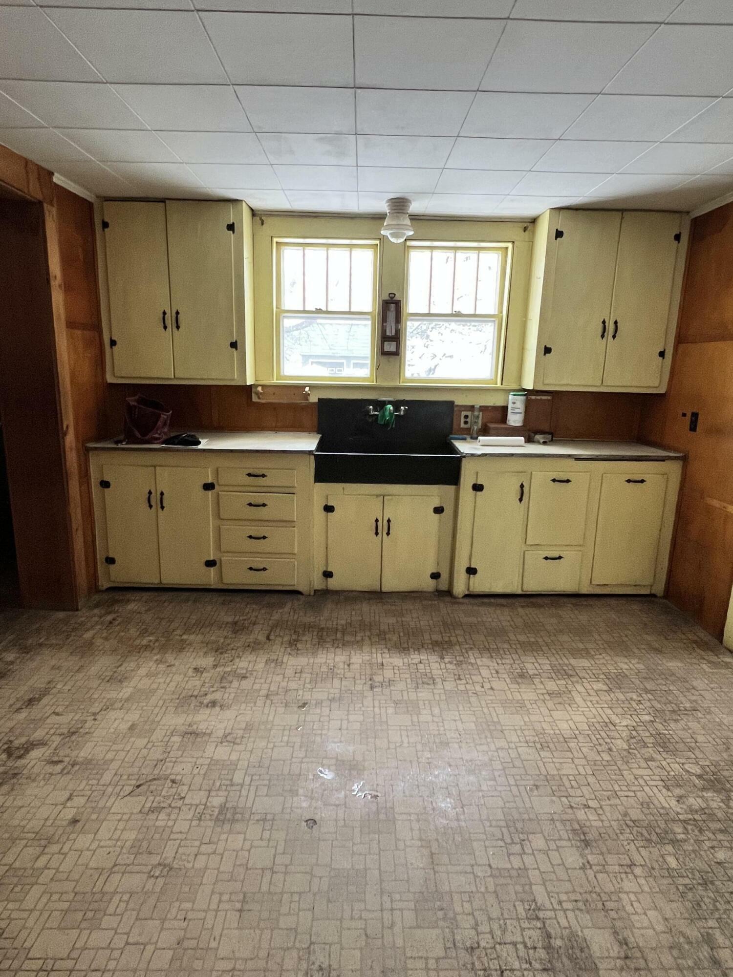 Property Photo: 90 Canada Road ME 04920