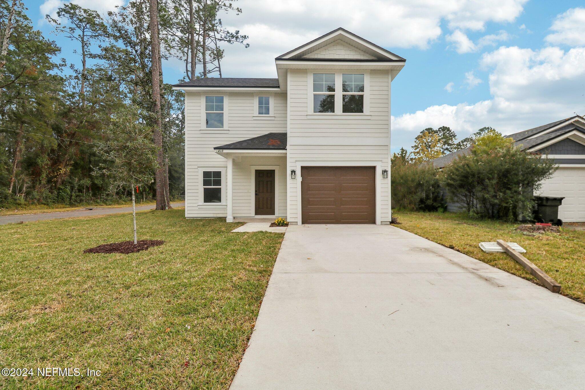 Property Photo:  1405 Center Street  FL 32043 