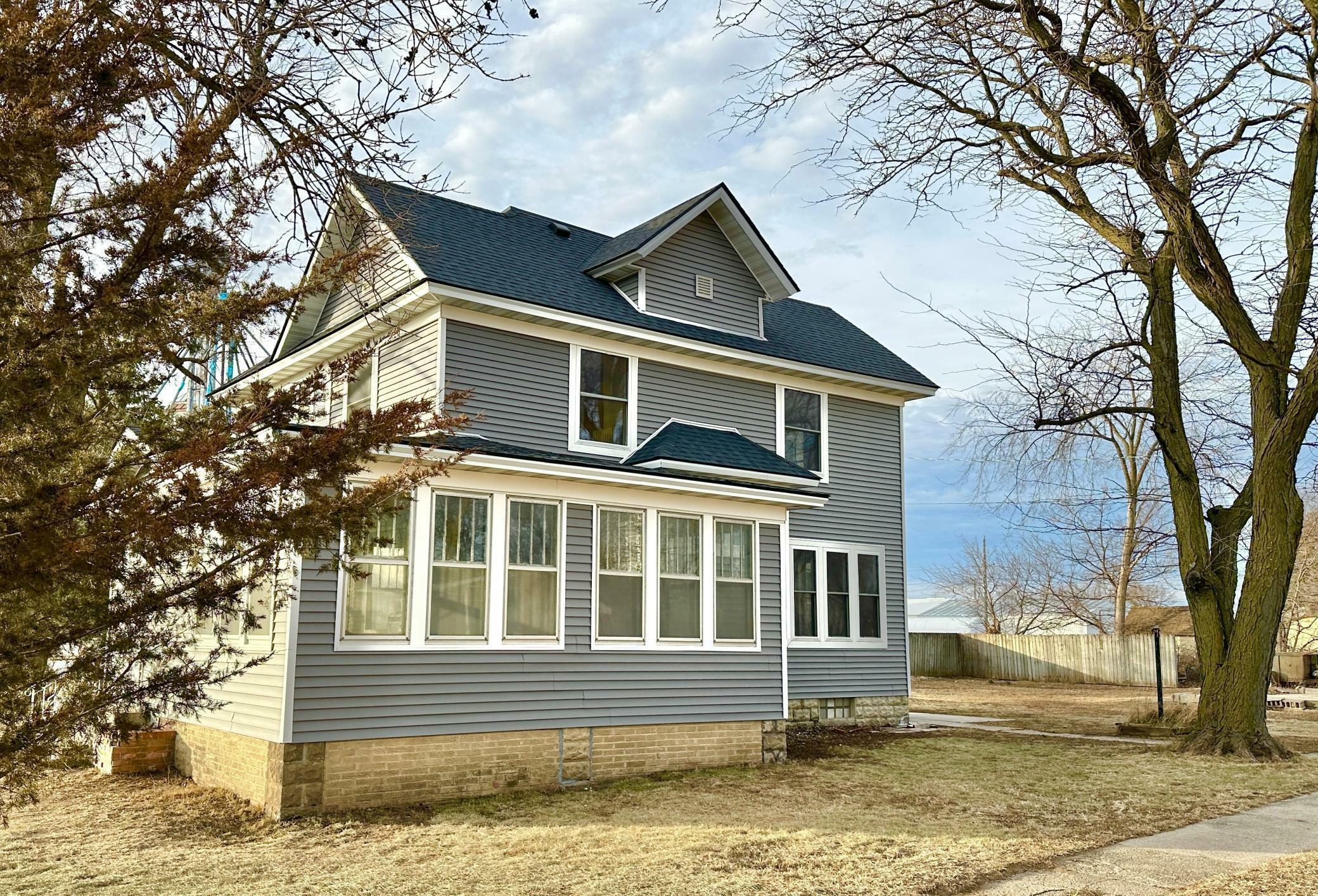 Property Photo: 510 W Main Street MN 56036