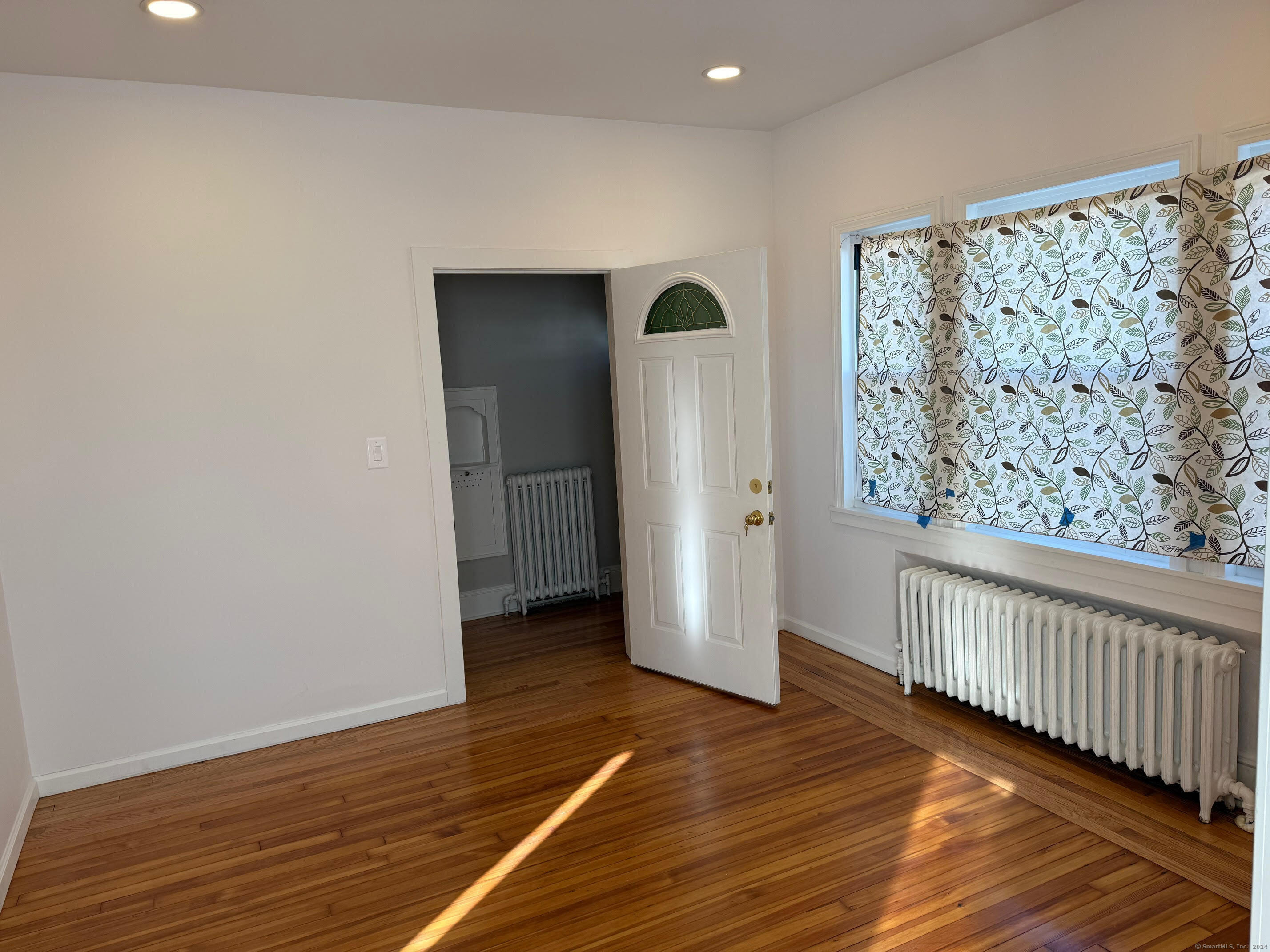 Property Photo:  291 Beechmont Avenue 1st Flr  CT 06606 