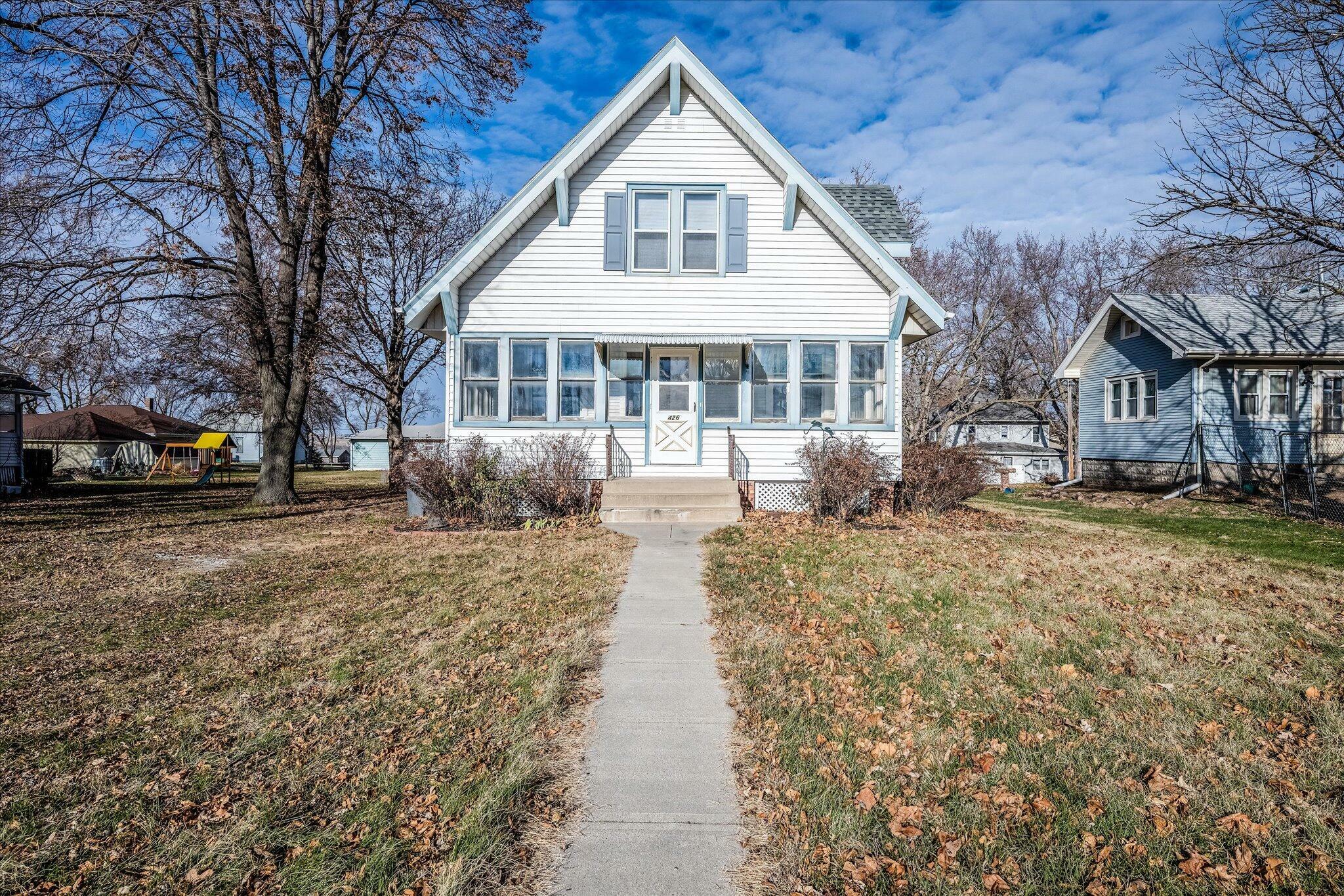 Property Photo: 426 Pleasant Street IA 51525