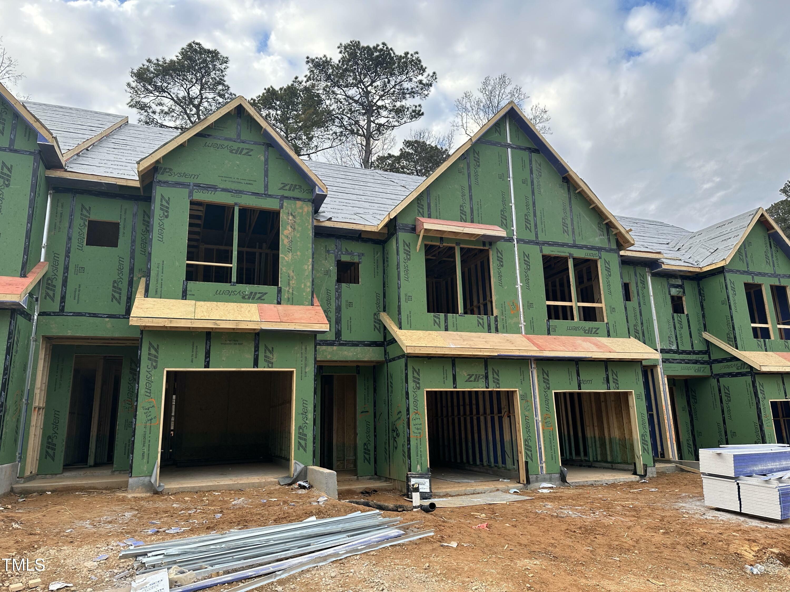 4043 Elk Creek Lane 15  Raleigh NC 27612 photo