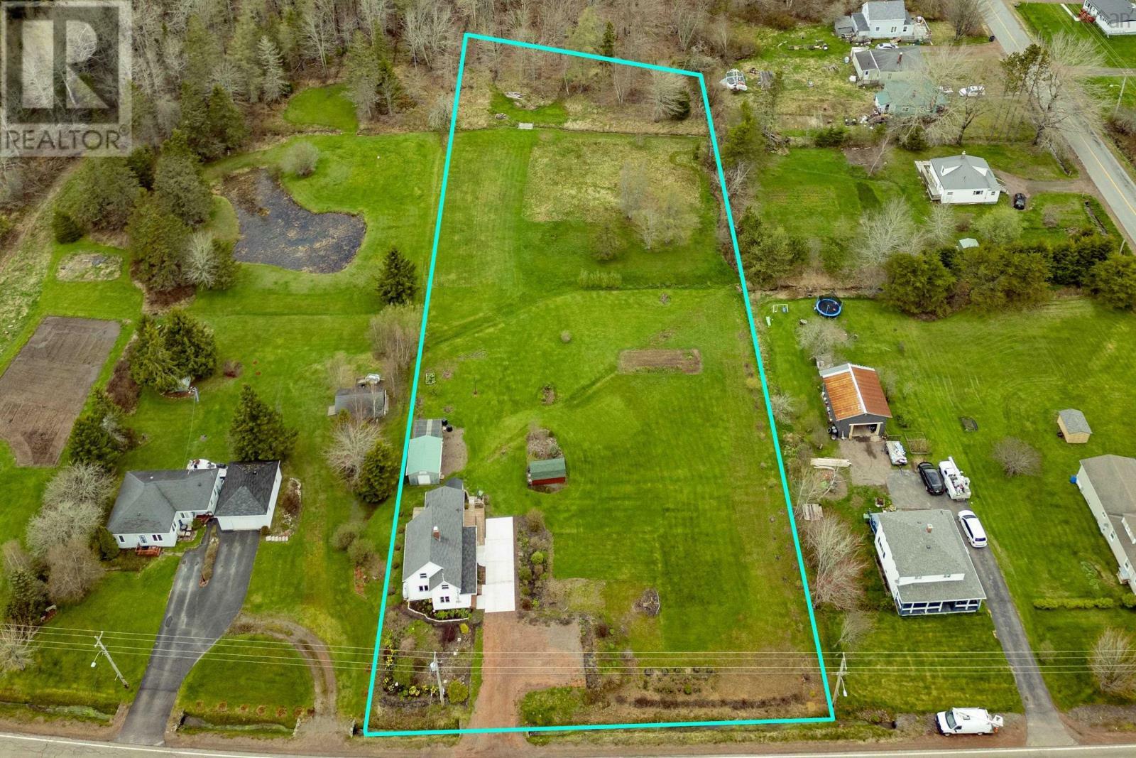 Property Photo: 1555 Highway 242 NS B0L 1G0