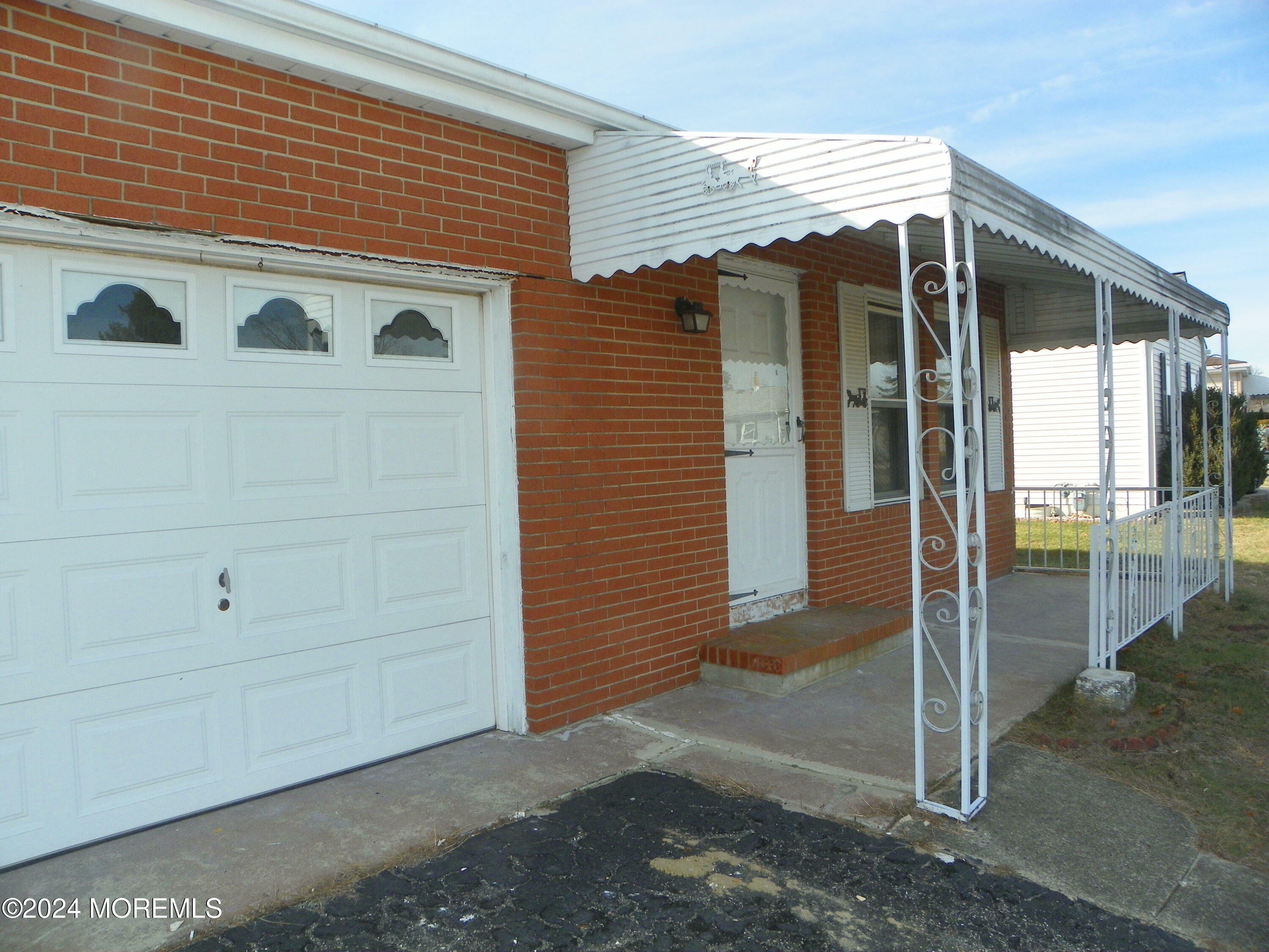 Property Photo:  94 Hyannis Street  NJ 08757 