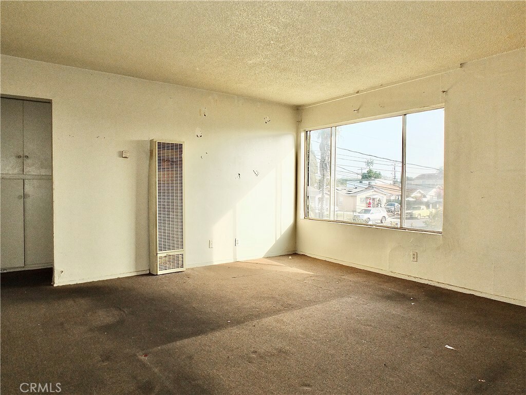 Property Photo:  142 W 94th Street  CA 90003 