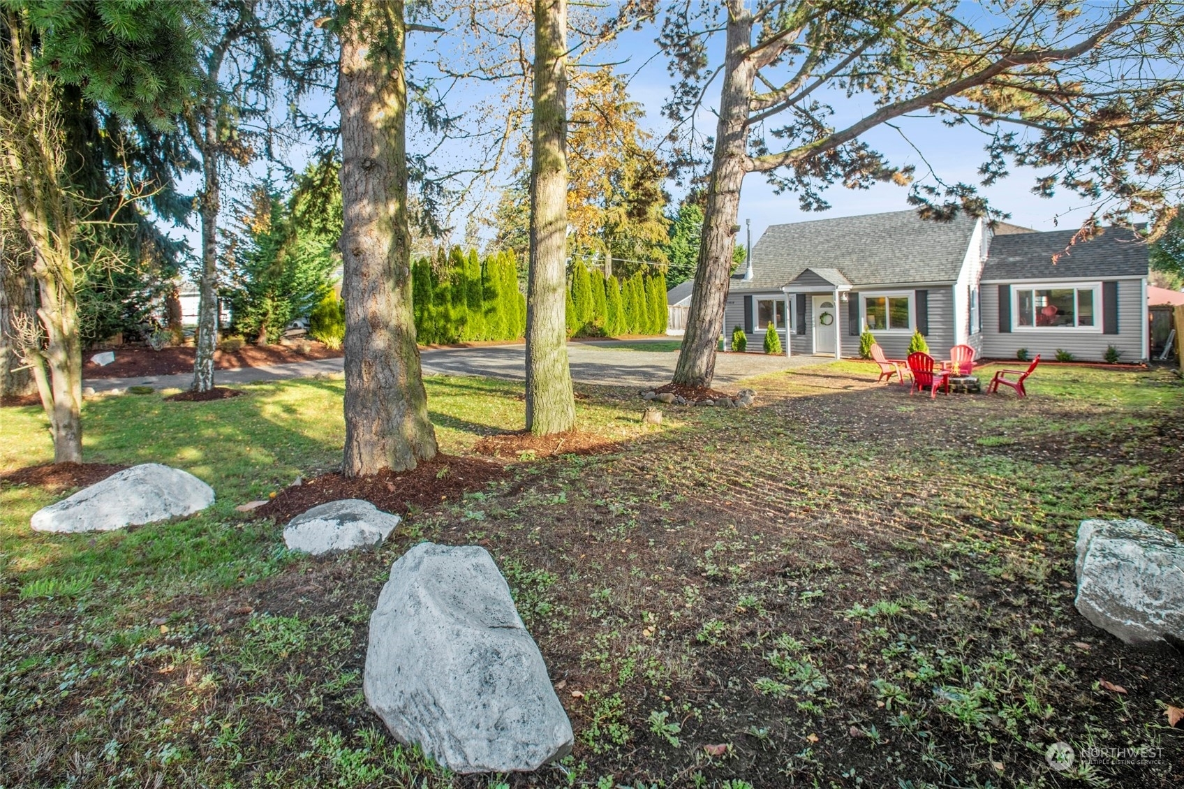 Property Photo:  13618  Military Road S  WA 98168 