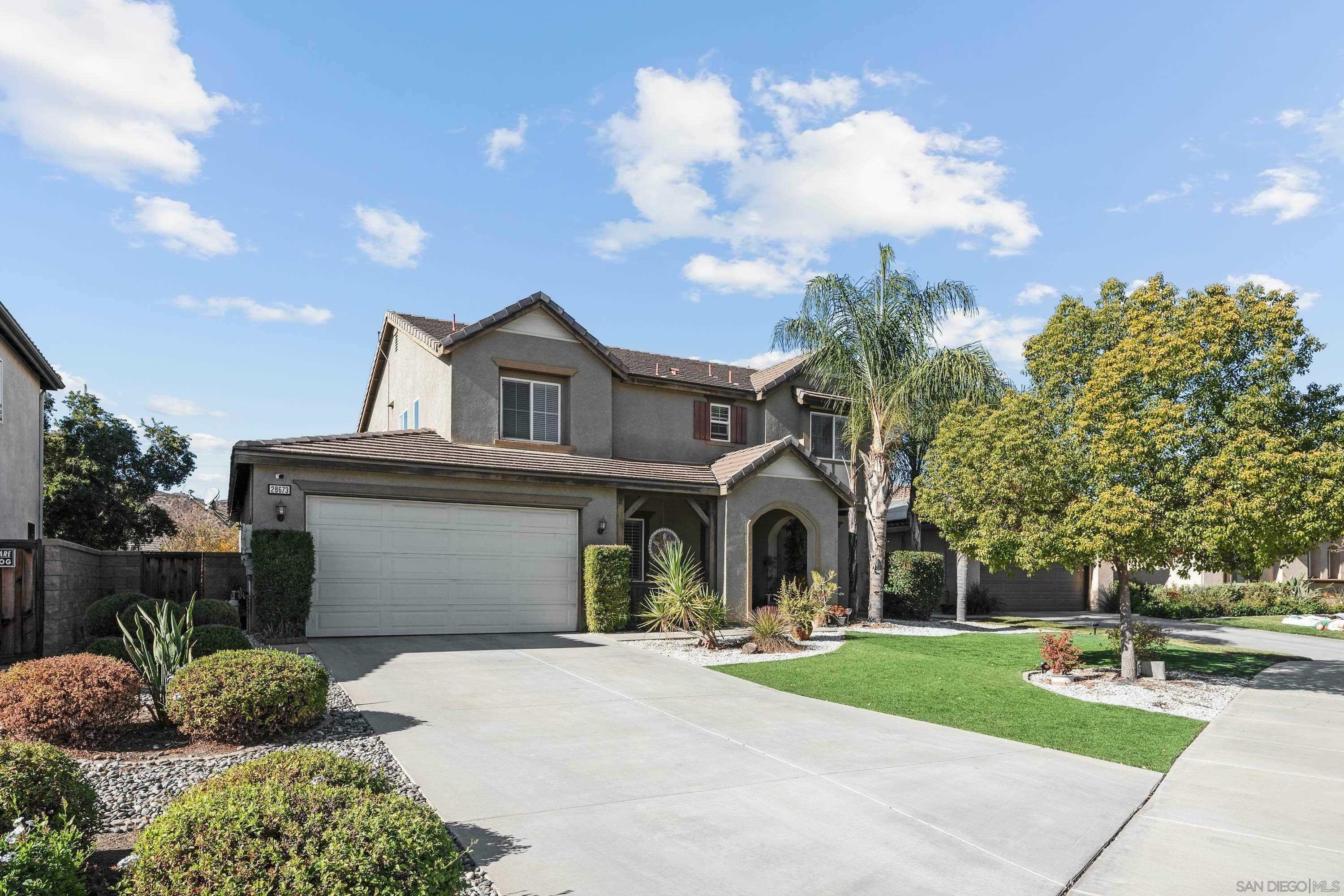 Property Photo:  28673 Acanthus Ct  CA 92584 