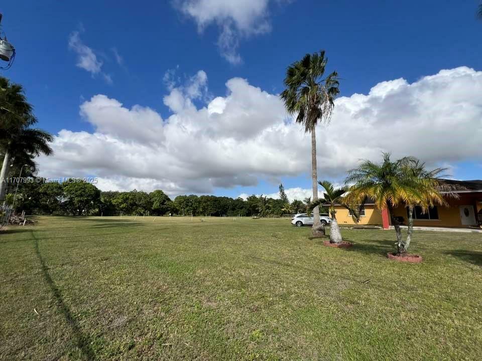 19331 SW 188th St  Miami FL 33187 photo