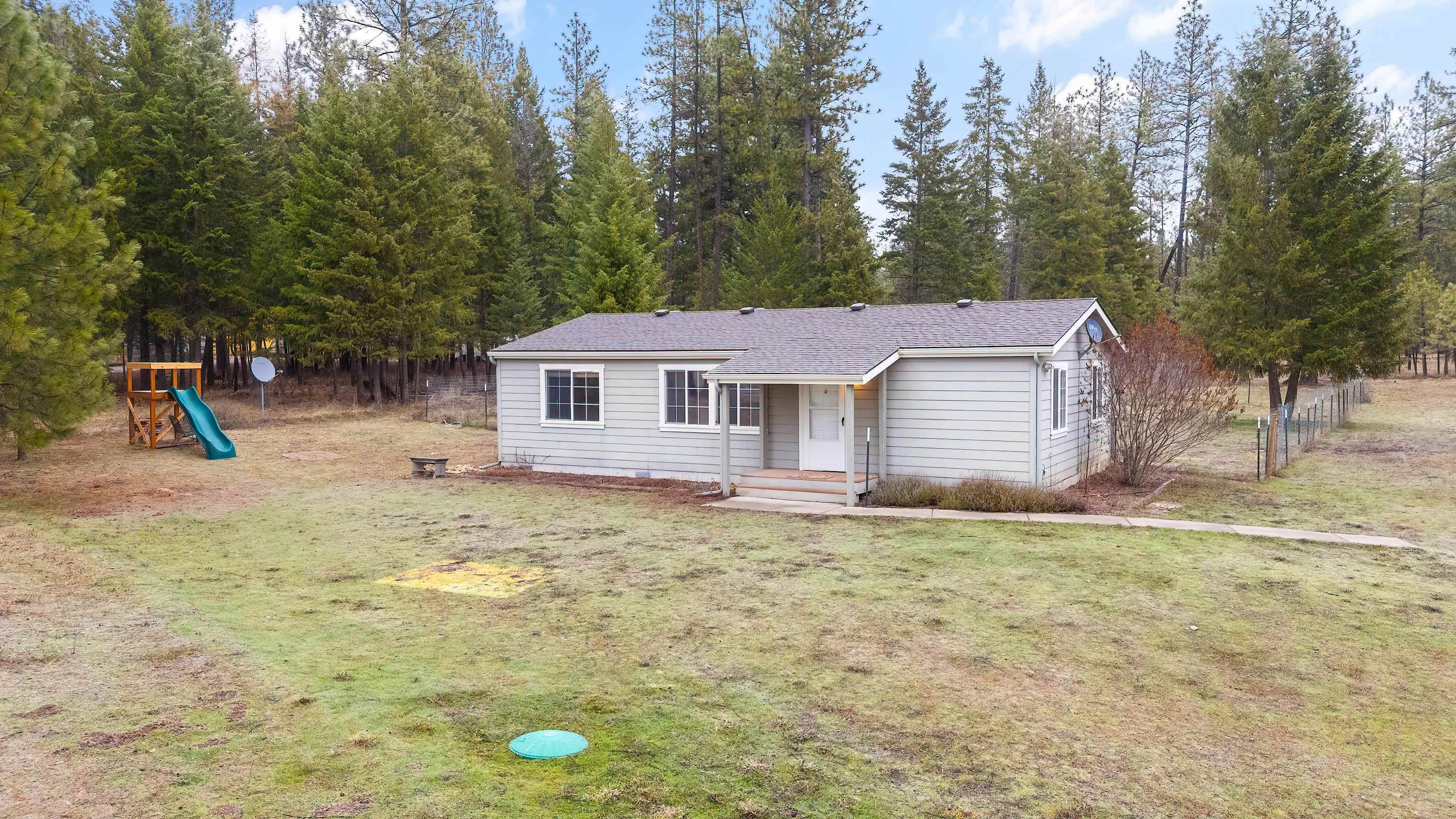 Property Photo:  41710 N Regal Rd  WA 99009 