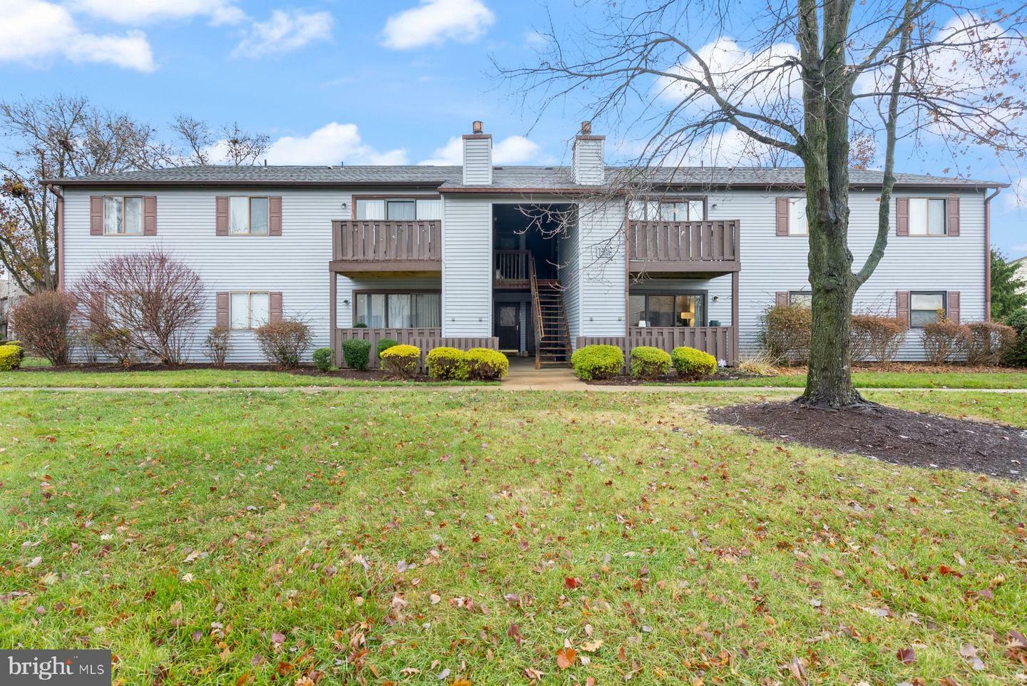 Property Photo:  1307 Maresfield Court  NJ 08053 