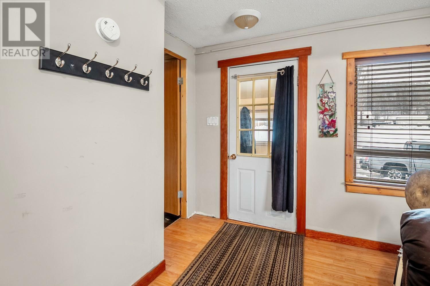 Property Photo: 1171 1st Avenue BC V0B 1M0
