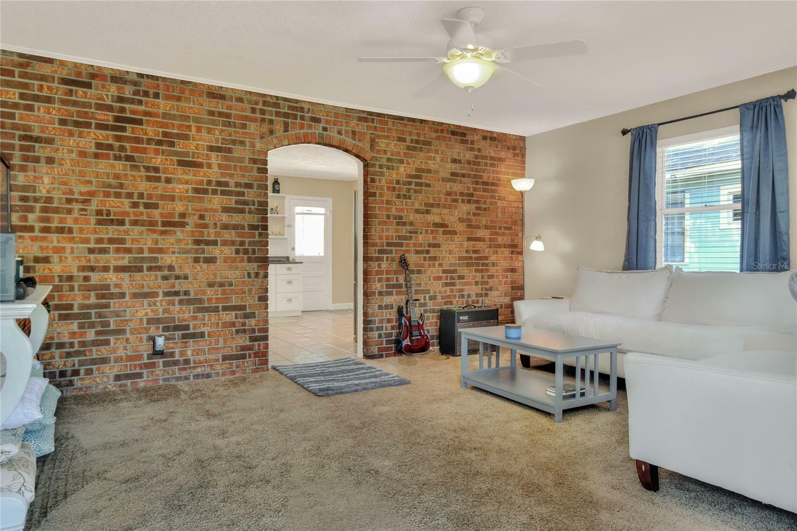 Property Photo:  609 W Park Street  FL 33803 