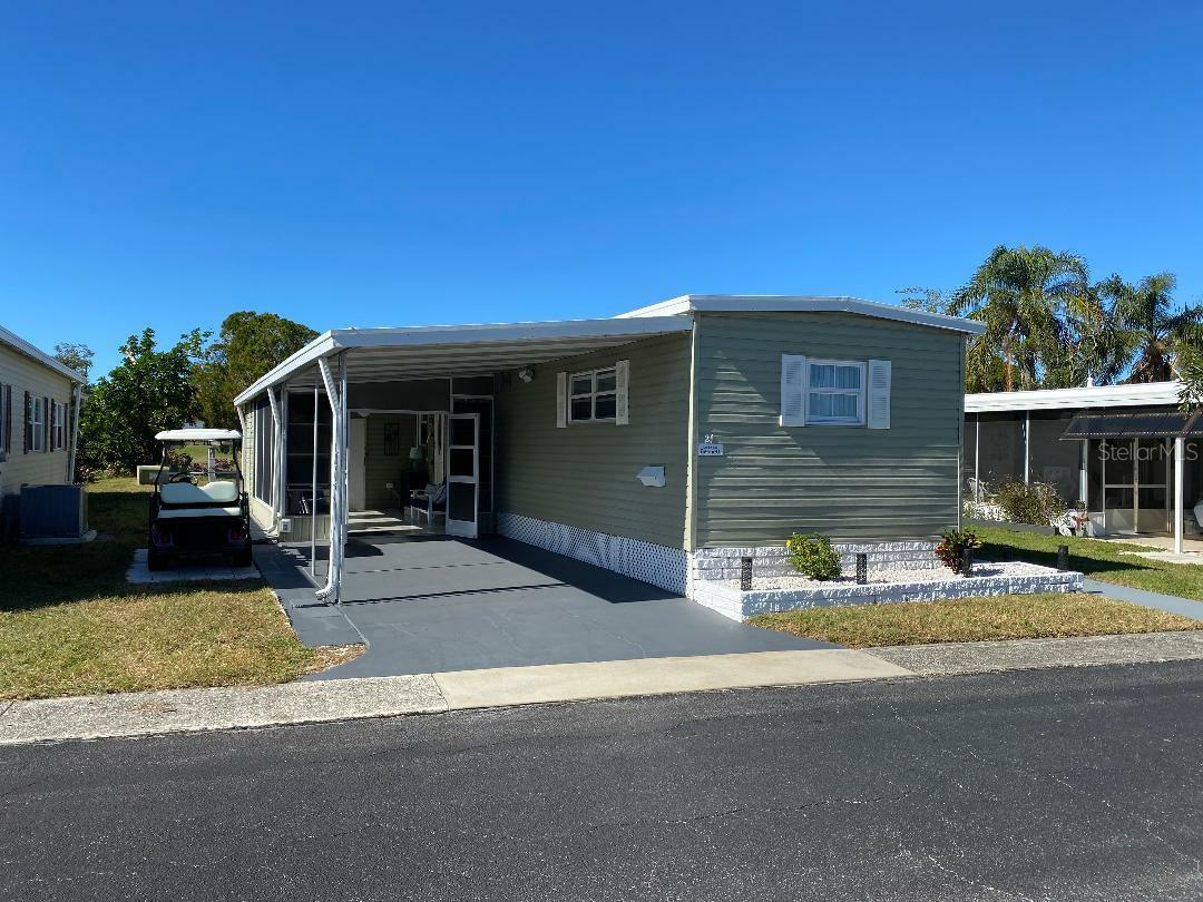 Property Photo: 21 Thatch Palm Street E FL 33770