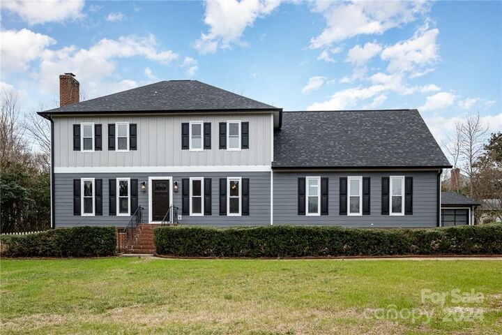 Property Photo:  8823 Dartmoor Place  NC 28227