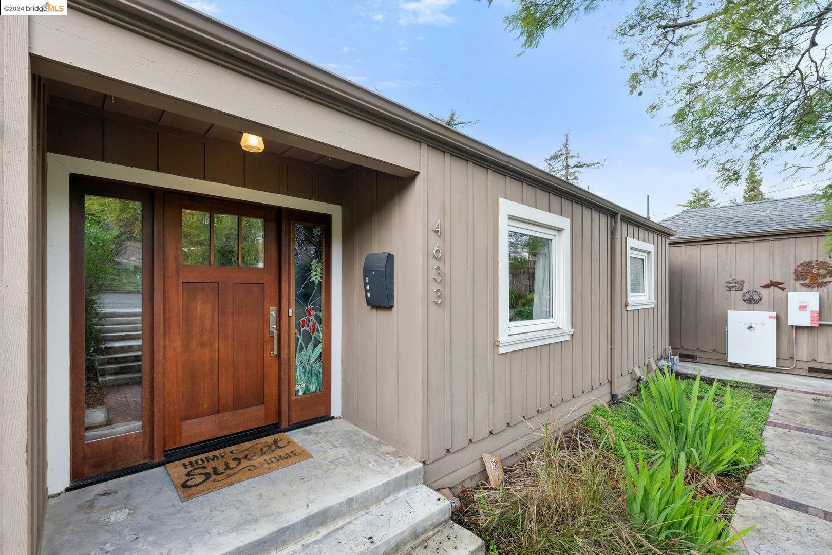 Property Photo:  4633 Davenport Ave  CA 94619 