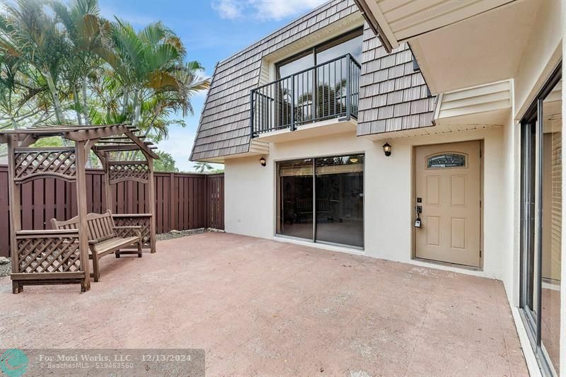 Property Photo:  2780 SW 15th St 2780  FL 33442 