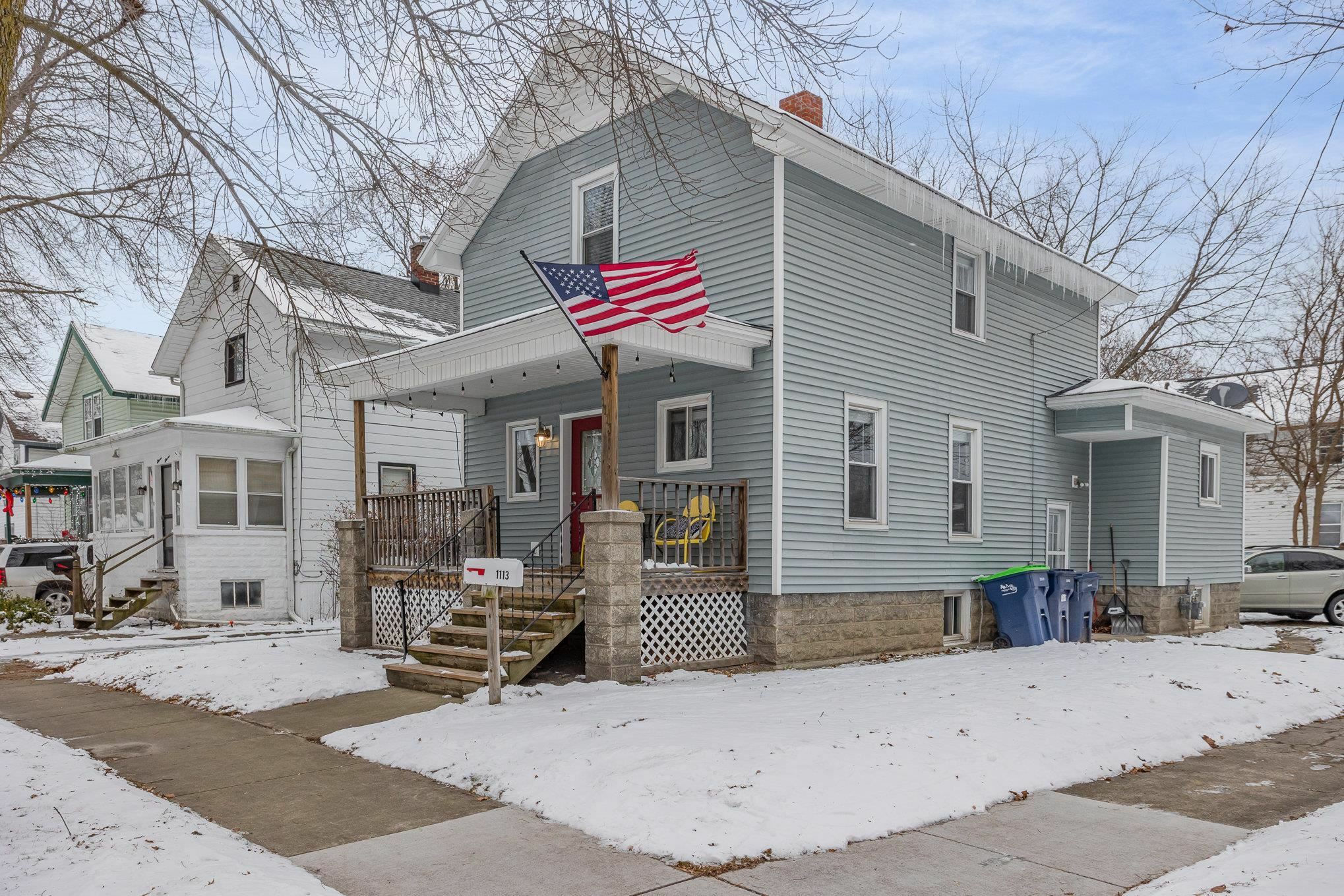 Property Photo:  1113 11th St Street  MI 48708 