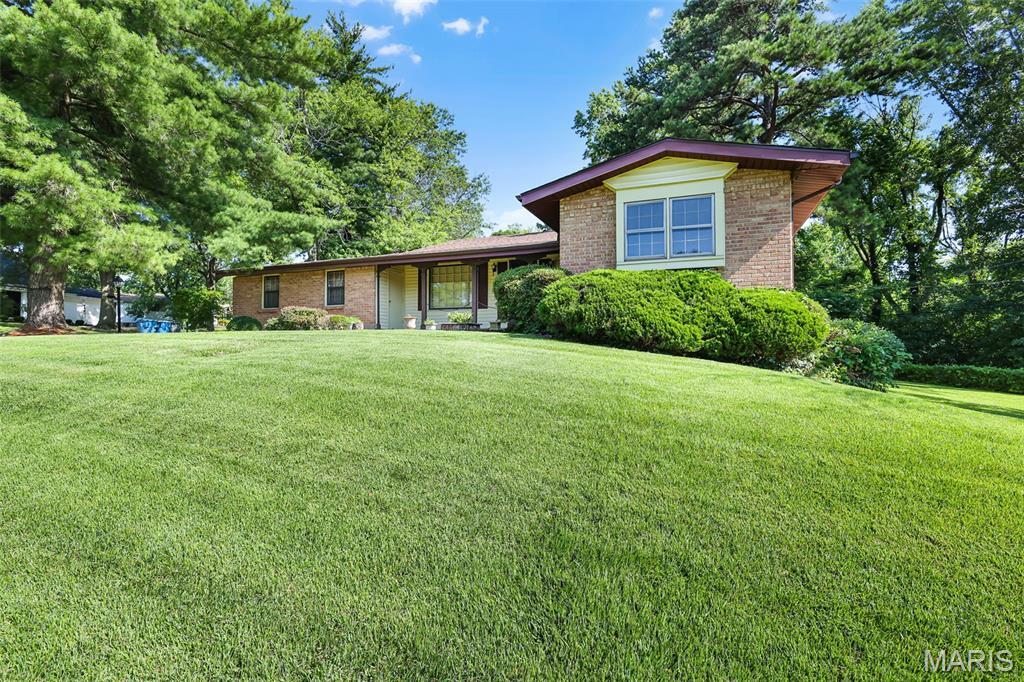 Property Photo: 4993 Bristol Rock Road MO 63033