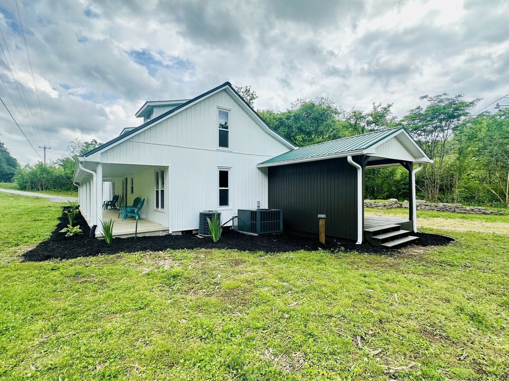 Property Photo: 2490 Wolf Creek Rd TN 38582