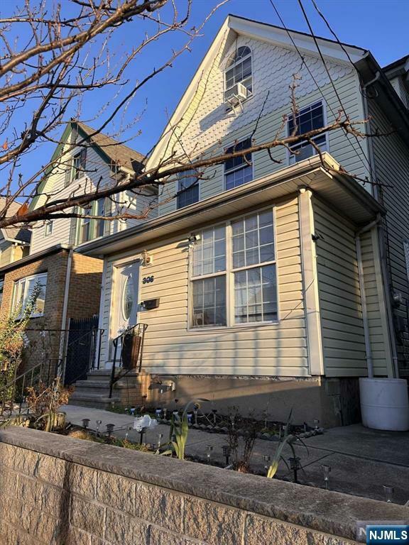 Property Photo:  306 Ivy Street  NJ 07032 