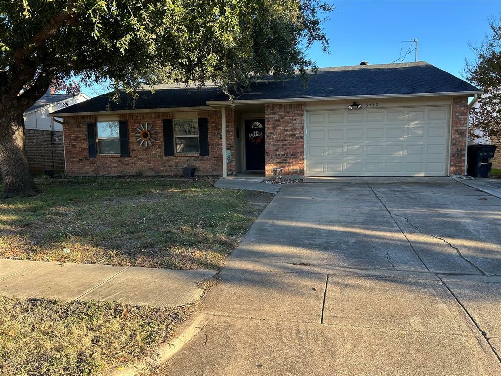 Property Photo:  6440 Buckingham Trail  TX 76182 