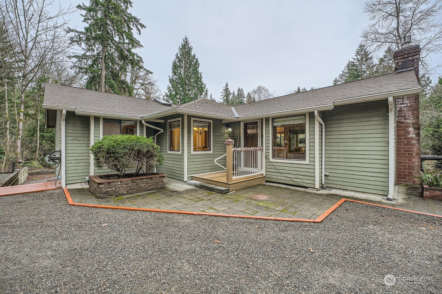 Property Photo:  21721 SE 222 Place  WA 98038 