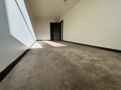 Property Photo:  1735 Ohio Ave 6  PA 15131 