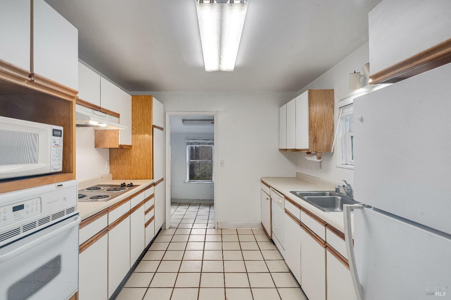 Property Photo:  232 Coombs Street  CA 94559 