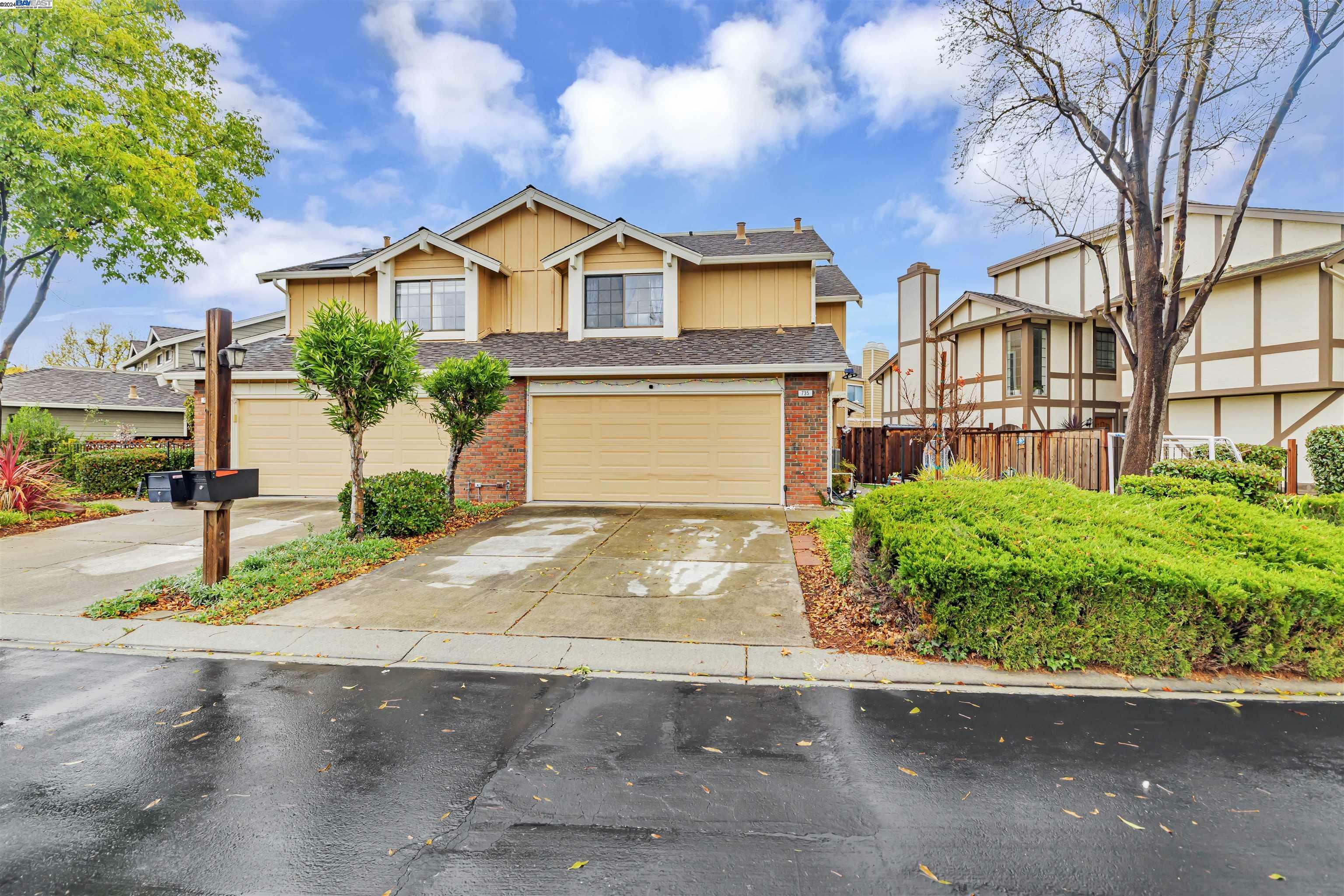 Property Photo:  735 Folsom Cir  CA 95035 