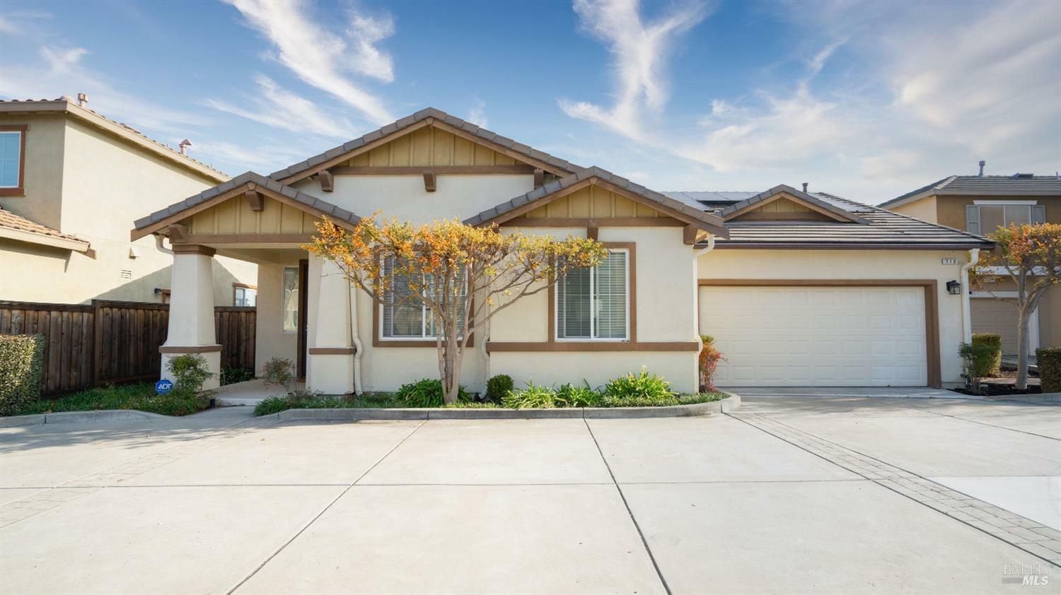 715 Embassy Circle  Vacaville CA 95688 photo