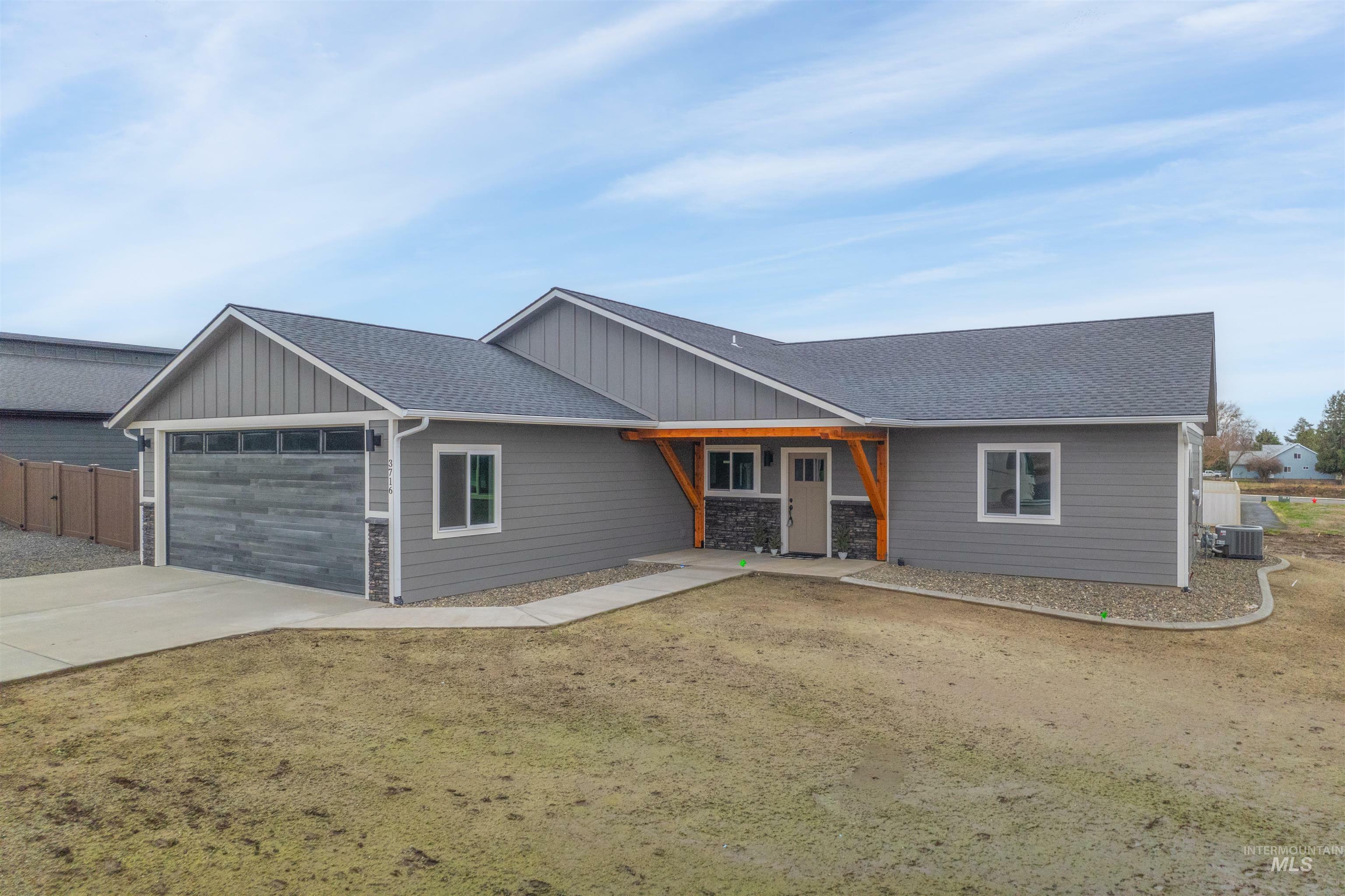 Property Photo: 3716 Skyview Dr ID 83501